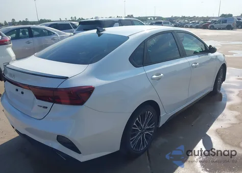 2022 Kia Forte Gt-Line из США, поврежденный, VIN 3KPF54AD6NE480953